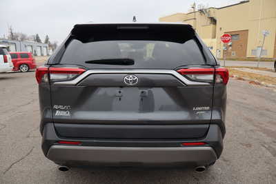 2020 Toyota RAV4, $24900. Photo 9