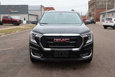 2024 GMC Terrain, $19995. Photo 2
