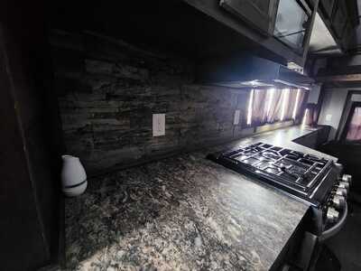 2021 Other Wheel Camper, $23000. Photo 2