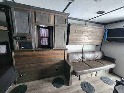 2021 Other Wheel Camper, $23000. Photo 7