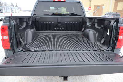 2018 Chevrolet 1500 Crew Cab, $23995. Photo 11