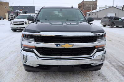 2018 Chevrolet 1500 Crew Cab, $23995. Photo 12