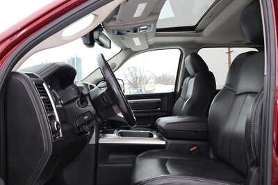 2018 RAM 2500 Crew Cab, $29500. Photo 5