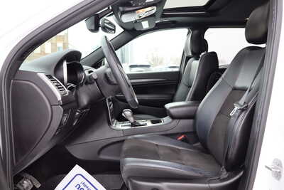 2018 Jeep Grand Cherokee, $15995. Photo 5