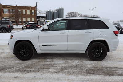 2018 Jeep Grand Cherokee, $15995. Photo 8
