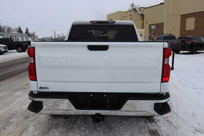 2022 Chevrolet 1500 Crew Cab, $21500. Photo 10