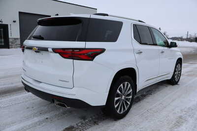 2023 Chevrolet Traverse, $24995. Photo 3