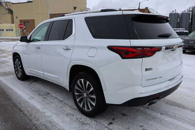 2023 Chevrolet Traverse, $24995. Photo 4