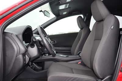 2022 Honda HR-V, $21995. Photo 5