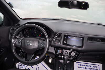 2022 Honda HR-V, $21995. Photo 7