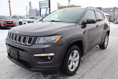 2020 Jeep Compass, $13995. Photo 1