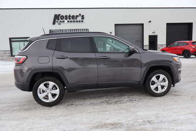 2020 Jeep Compass, $13995. Photo 9