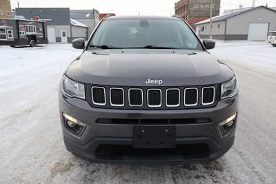 2020 Jeep Compass, $13995. Photo 12