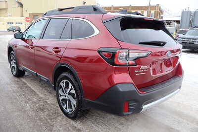 2021 Subaru Outback, $20500. Photo 4