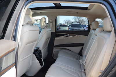 2017 Lincoln MKX, $13995. Photo 6