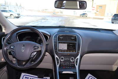 2017 Lincoln MKX, $13995. Photo 7