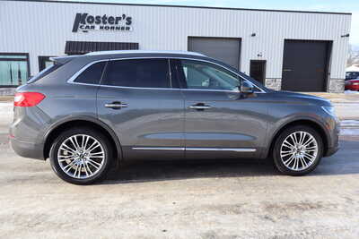 2017 Lincoln MKX, $13995. Photo 9