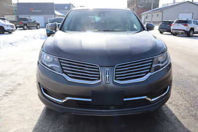 2017 Lincoln MKX, $13995. Photo 12