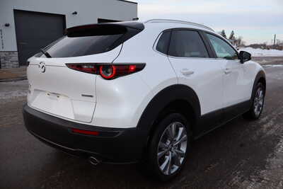2023 Mazda CX-30, $17500. Photo 3