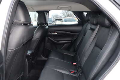 2023 Mazda CX-30, $17500. Photo 6