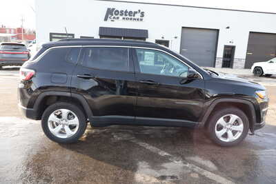 2020 Jeep Compass, $13995. Photo 9