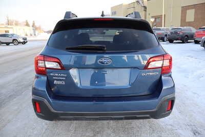 2019 Subaru Outback, $14500. Photo 10