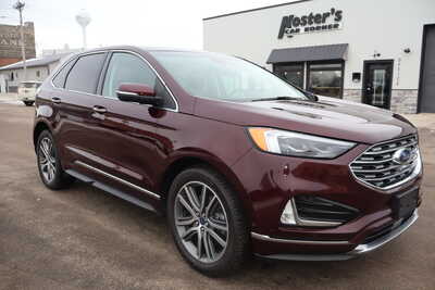 2019 Ford Edge, $15995. Photo 2