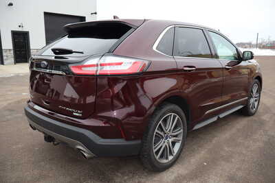 2019 Ford Edge, $15995. Photo 3