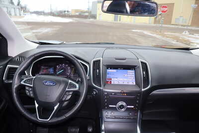 2019 Ford Edge, $15995. Photo 7