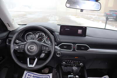 2023 Mazda CX-5, $20995. Photo 7