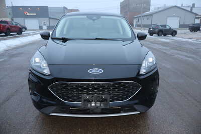 2022 Ford Escape, $11995. Photo 12