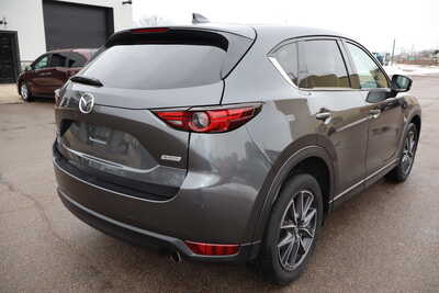 2017 Mazda CX-5, $15995. Photo 3