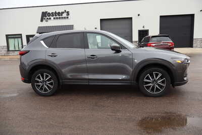 2017 Mazda CX-5, $15995. Photo 9