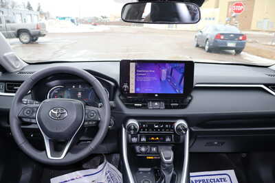 2025 Toyota RAV4, $31995. Photo 7
