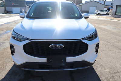 2023 Ford Escape, $19995. Photo 12