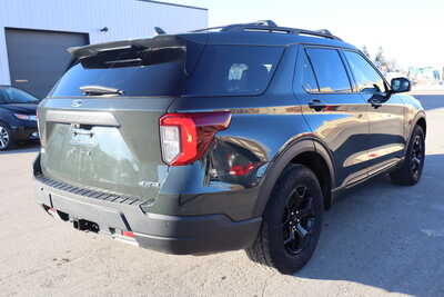 2021 Ford Explorer, $24900. Photo 3