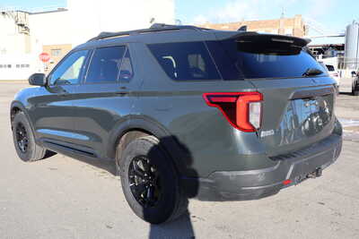2021 Ford Explorer, $24900. Photo 4
