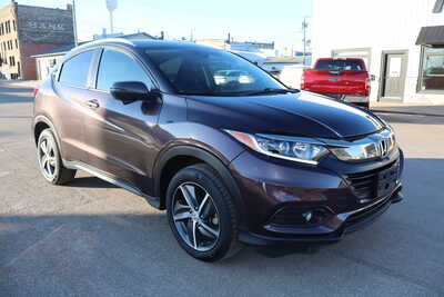 2021 Honda HR-V, $14500. Photo 2
