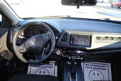2021 Honda HR-V, $14500. Photo 7
