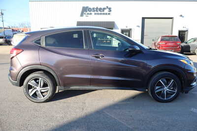 2021 Honda HR-V, $14500. Photo 8