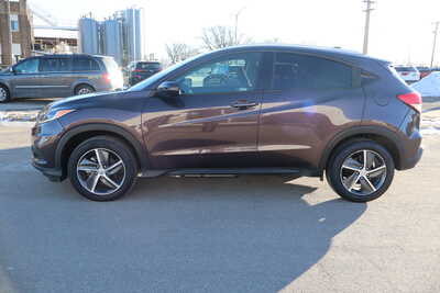 2021 Honda HR-V, $14500. Photo 9