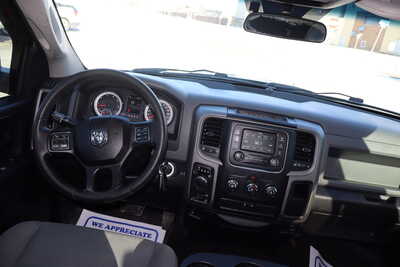 2017 RAM 1500 Crew Cab, $16500. Photo 7