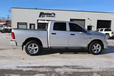 2017 RAM 1500 Crew Cab, $16500. Photo 9