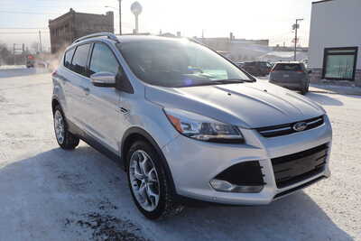 2015 Ford Escape, $9500. Photo 2