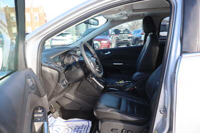 2015 Ford Escape, $9500. Photo 5