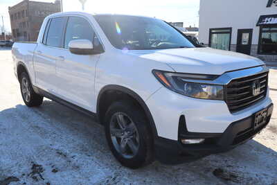 2022 Honda Ridgeline, $23995. Photo 2