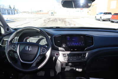 2022 Honda Ridgeline, $23995. Photo 7