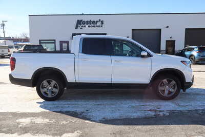 2022 Honda Ridgeline, $23995. Photo 9