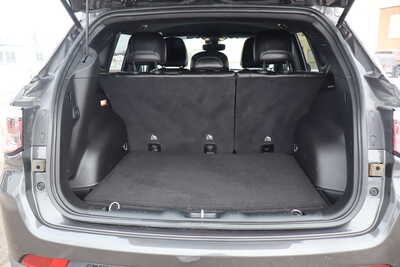 2023 Jeep Compass, $17995. Photo 11