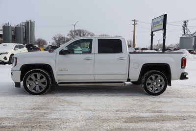 2017 GMC 1500 Crew Cab, $28995. Photo 9
